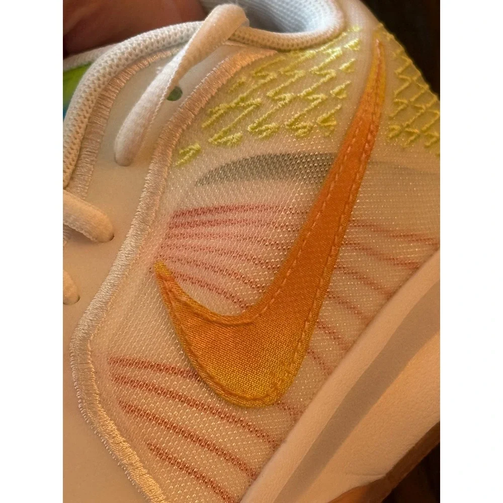 Nike Sabrina 2 SE Basketball Shoes Kids 5Y White Lime Apricot Excellent Sneakers